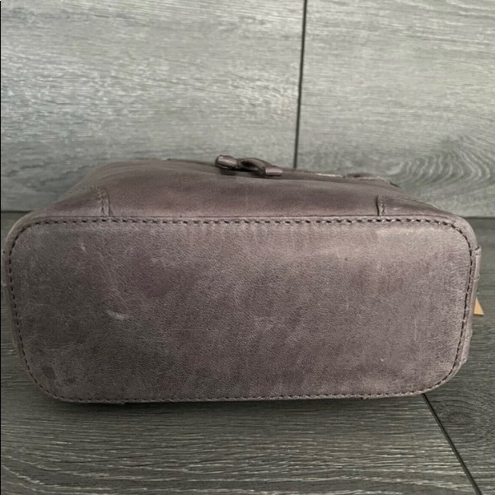 Frye Bucket Drawstring Amethyst - Picture 4 of 8